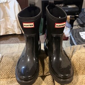 Hunter Gloss Black Pull-On Rain Boots